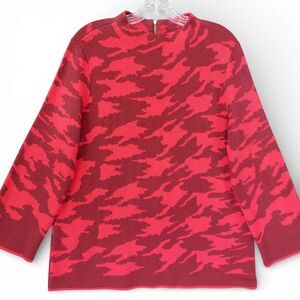 Chico’s Red Camo Sweater Women Size 2 US L Jacquard Knit Back Zip Pullover